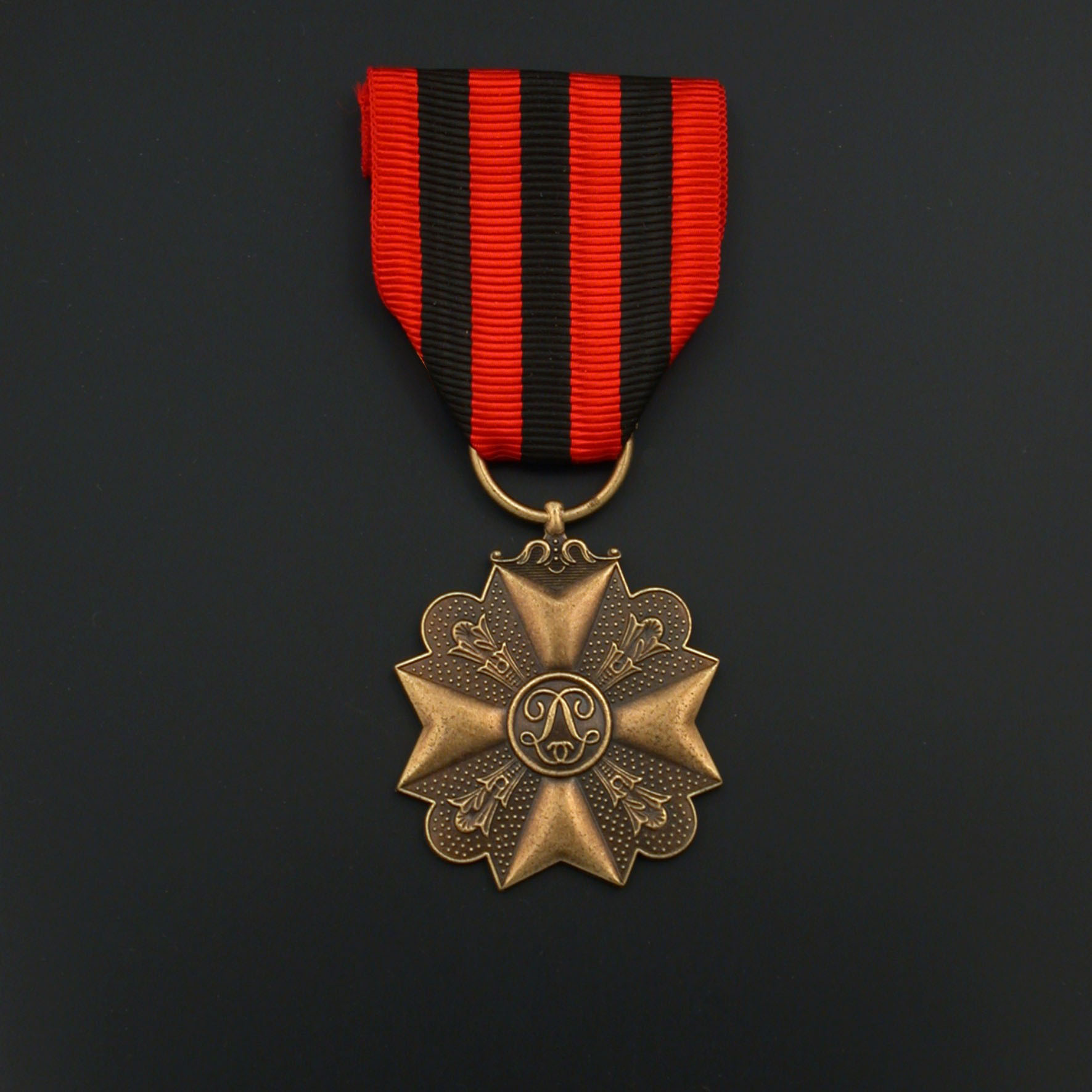 officieel-burgerlijk-ereteken-medaille-3e-klasse-01-01-06-burgerlijk-burgerlijke-medaille-3e-klasse-officieel-model.jpg